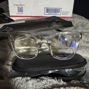 ✨ Lucinda Blue Light Readers – Shiny Crystal Clear +2.50 (Brand New!) ✨